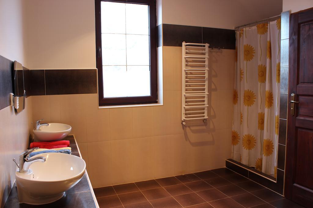 Bed and Breakfast Pensjonat Agroturystyczny Pod Modrzewiem à Florczaki Chambre photo